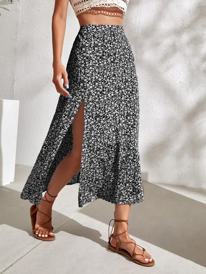 Holidaya Ditsy Floral Split Thigh Skirt