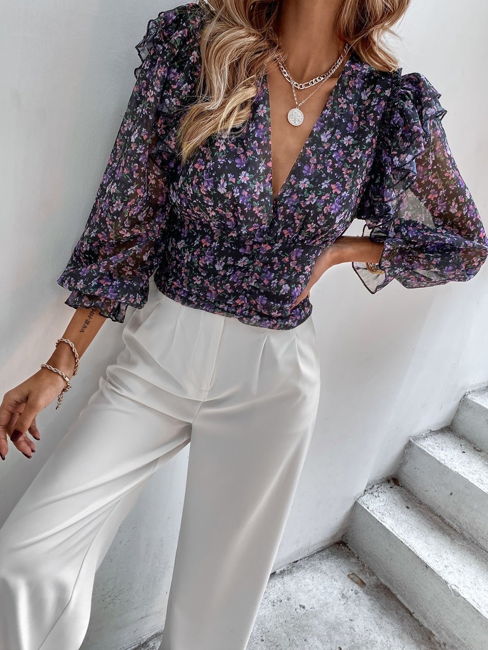 Clothes and You Floral Print Ruffle Trim Top